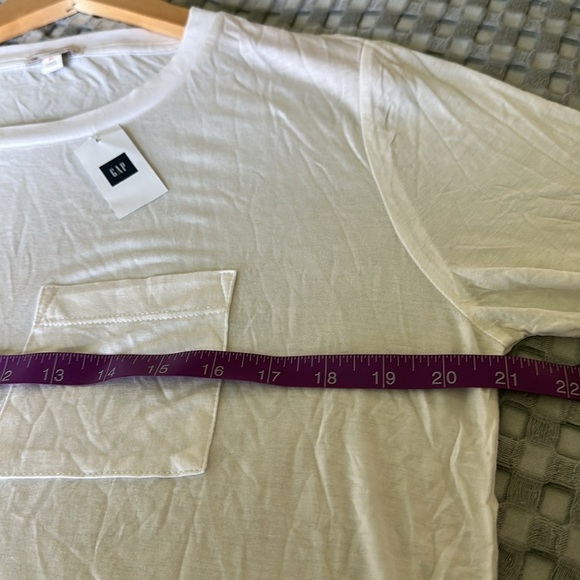 GAP White Tshirt NWT - Picture 5 of 8